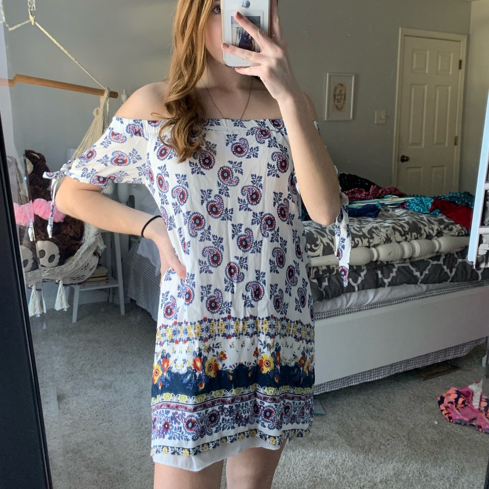 Off the shoulder sundress